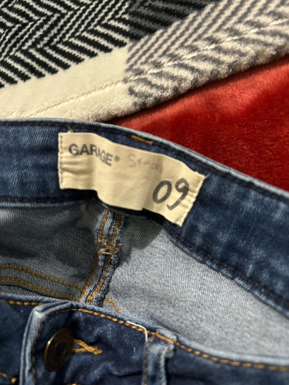 Garage Women’s Dark Blue Skinny Jeans